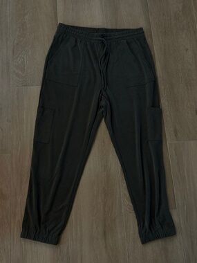 Women's Dark Green Lou & Grey Pants